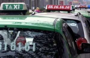 Крупнейшая во Вьетнаме фирма такси опасается банкротства в эпоху захвата рынка компаниями Grab и Uber